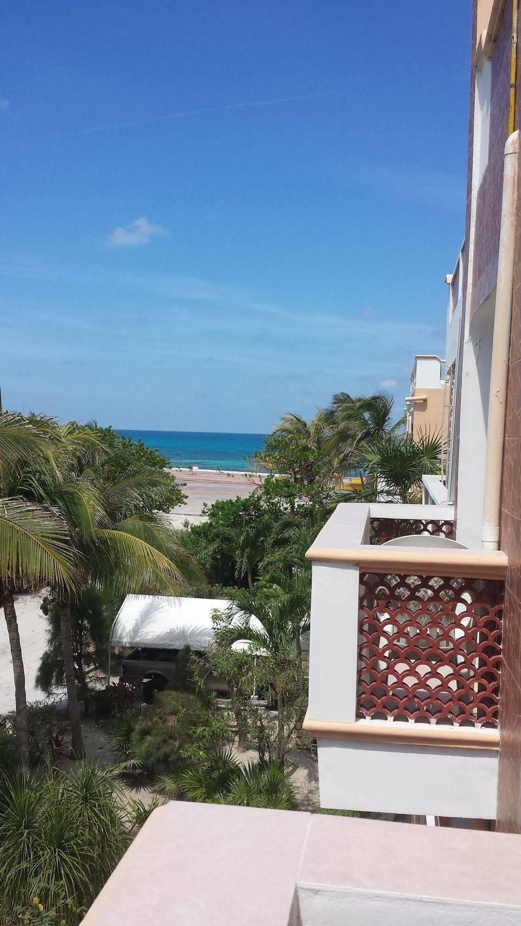 Hotel Francis Arlene Adults Only Isla Mujeres Esterno foto
